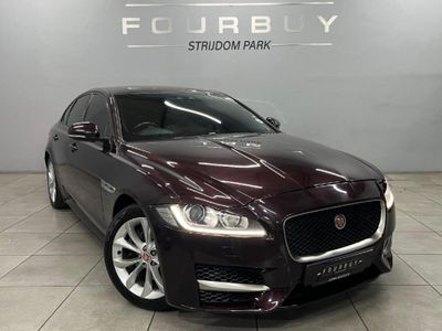 2017 Jaguar XF 2.0 D R-Sport