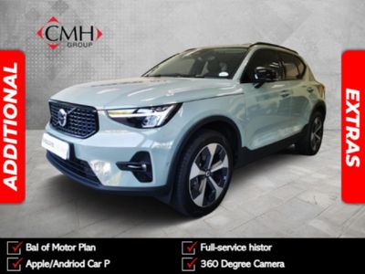 2025 Volvo XC40 B4 Plus Dark Geartronic Mild-Hybrid