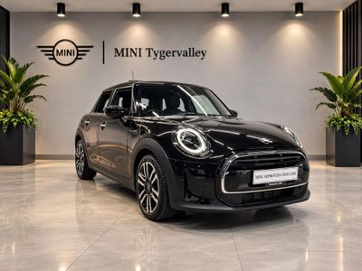 2021 MINI Hatch Cooper 5-dr Auto