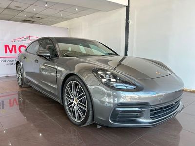 2018 Porsche Panamera 4 Sport Turismo