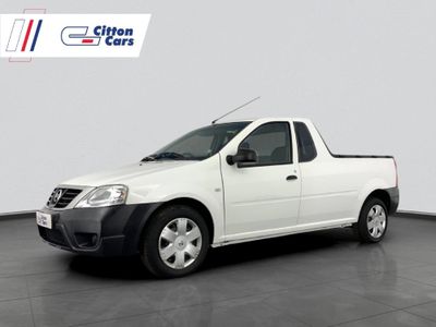 2023 Nissan NP200 1.6 A/C Safety Pack