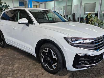 2025 Volkswagen Touareg V6 TDI Elegance