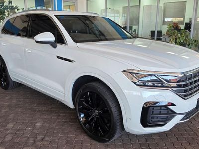 2024 Volkswagen Touareg V6 TDI R-Line