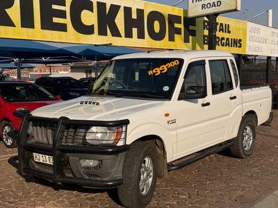 2014 Mahindra Scorpio 2.2 CRDe mHawk Double-Cab