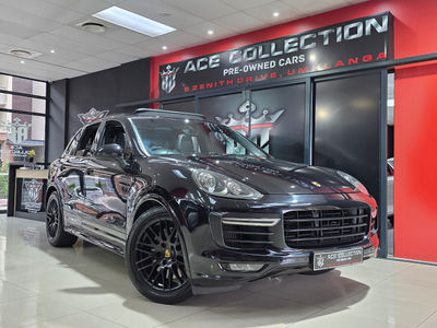 2017 Porsche Cayenne GTS Auto