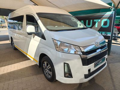 2024 Toyota Quantum 2.8 GL 14 Seat