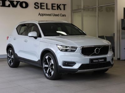 2020 Volvo XC40 D4 Momentum AWD