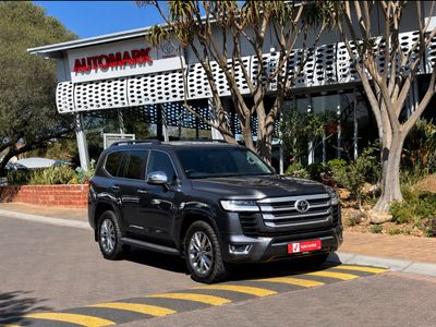 2026 Toyota Land Cruiser 300 V6 3.3D ZX
