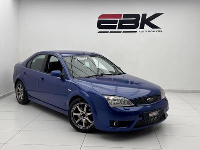 2004 Ford Mondeo ST220