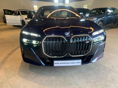 2025 BMW 7 Series M760E xDrive Phev