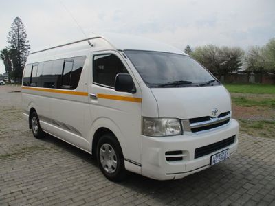 2007 Toyota Quantum 2.7 14-seat