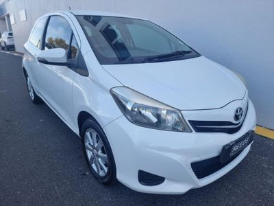 2013 Toyota Yaris 1.0 XS 3-dr