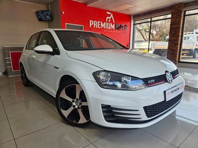 2014 Volkswagen Golf VII GTI 2.0 TSI