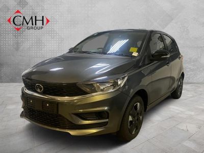 2026 TATA Tiago 1.2 XT Auto