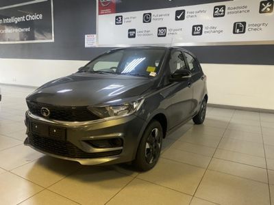 2026 TATA Tiago 1.2 XT Auto