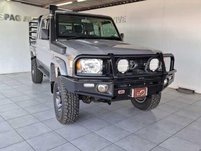 2017 Toyota Land Cruiser 79 4.0 Double-Cab