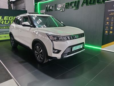 2019 Mahindra XUV 300 1.5D | W8