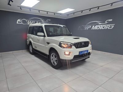 2016 Mahindra Scorpio 2.2 mHawk 4x4 8-seat | S10
