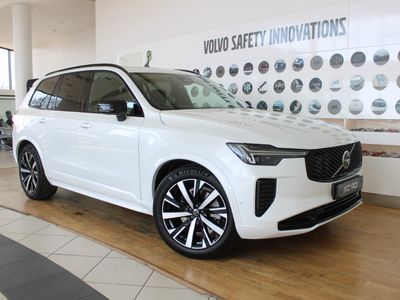 2026 Volvo XC90 B5 AWD Ultra Dark