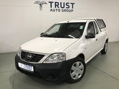 2022 Nissan NP200 1.6 A/C Safety Pack