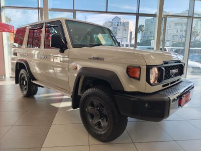2025 Toyota Land Cruiser 76 2.8GD-6 Station Wagon LX