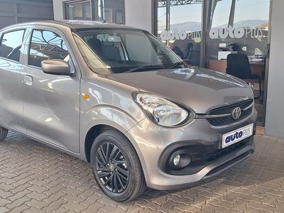 2023 Toyota Vitz 1.0 XR AMT