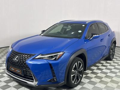 2020 Lexus UX 200 EX