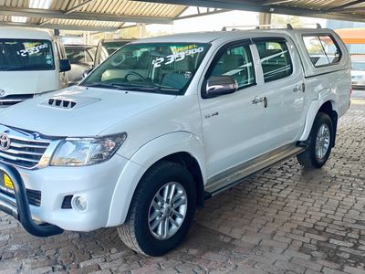 2013 Toyota Hilux 3.0 D-4D Raider Raised Body Double-Cab