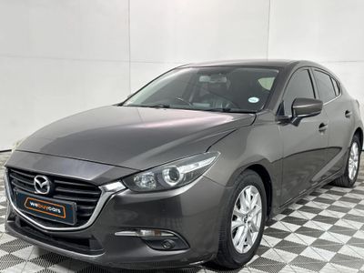 2017 Mazda 3 1.6 Dynamic 5-dr