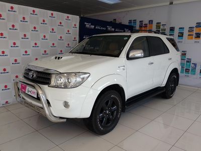 2011 Toyota Fortuner 3.0 D-4D Raised Body