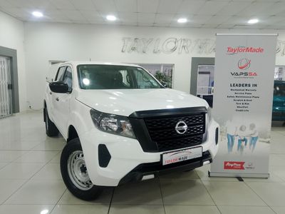 2022 Nissan Navara 2.5 DDTi SE Double-Cab