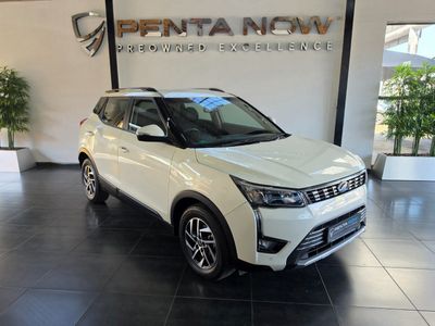 2022 Mahindra XUV 300 1.5D | W8