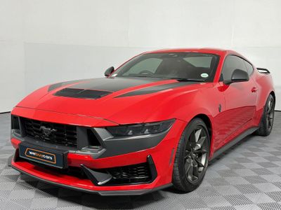 2025 Ford Mustang Dark Horse Fastback