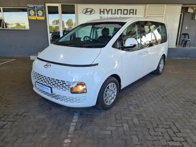 2025 Hyundai Staria 2.2d Executive Auto