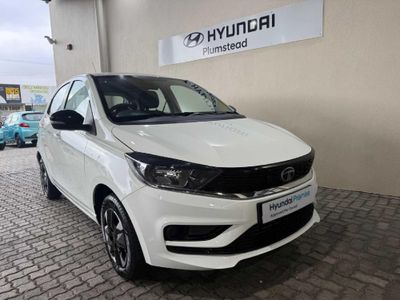 2026 TATA Tiago 1.2 XT Auto