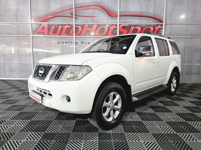 2015 Nissan Pathfinder 2.5 dCi SE Auto