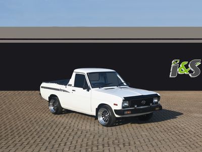2003 Nissan 1400 5-spd