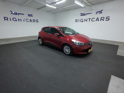 2016 Renault Clio IV 900T Blaze Limited Edition 5-dr (66kW)