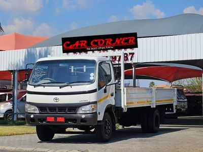 2005 Toyota Dyna 7-145 4 Ton Dropsides