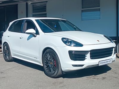 2017 Porsche Cayenne GTS Auto