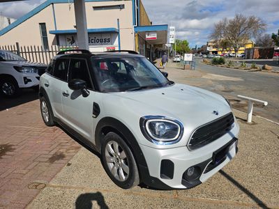 2022 MINI Countryman Cooper Auto