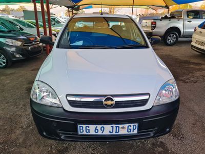 2011 Opel Corsa Utility Manual