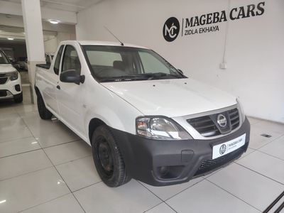 2019 Nissan NP200 1.6 A/C Safety Pack
