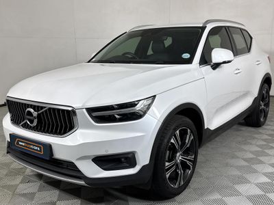2021 Volvo XC40 T3 Momentum Auto