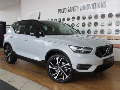 2020 Volvo XC40 T5 R-Design AWD