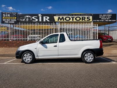 2016 Nissan NP200 1.6 A/C Safety Pack