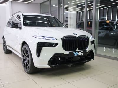 2025 BMW X7 xDrive M60i M Performance