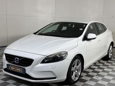 2013 Volvo V40 T4 Excel Auto