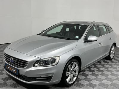 2015 Volvo V60 T4 Excel Auto