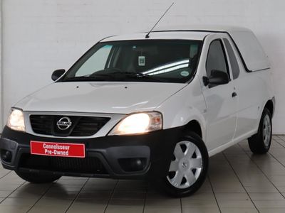 2022 Nissan NP200 1.6 A/C Safety Pack
